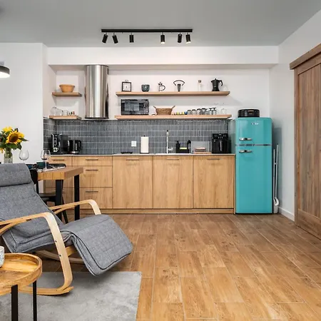 Nad Ujsciem, Sun & Snow *